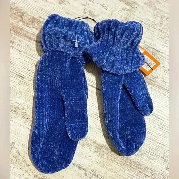 Kurt Geiger London women’s blue chunky ribbed chenille mittens size OS - Picture 4 of 7